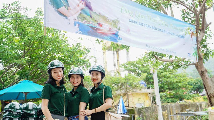 Cùng Lâm Thủy Mộc đi muôn nơi