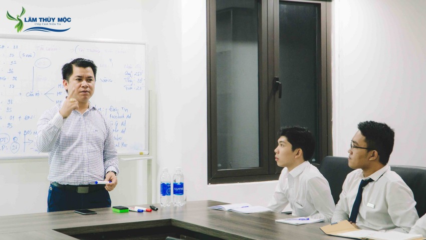 Đào tạo chuyên sân chuyên viên bất động sản