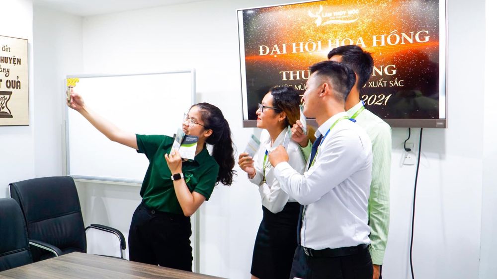 Đại hội hoa hồng tháng 3